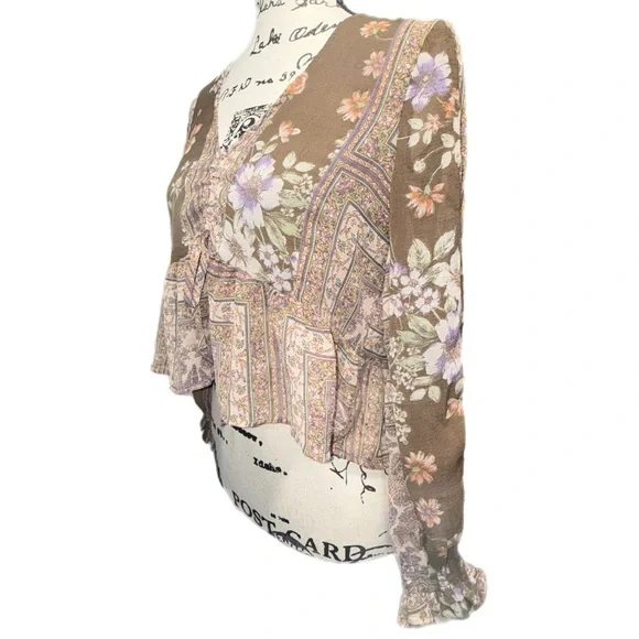 American Eagle - Boho Cottagecore Patchwork Floral Peplum Blouse - Size Small - Picture 3 of 10